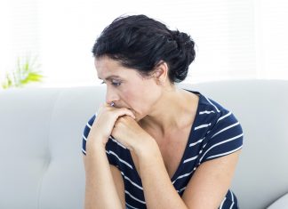 Er det normalt at symptomerne aftager tidligt i graviditeten?