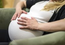 Gravid i uge 25 og er begyndt at have stikkende smerter rundt om maven