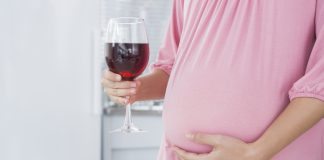 Er gravid i uge 4 - har jeg skadet barnet ved at drikke alkohol?