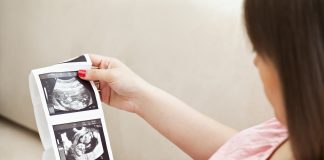 Hvad betyder det, at barnets hoved er lille ved en ultralydsscanning?