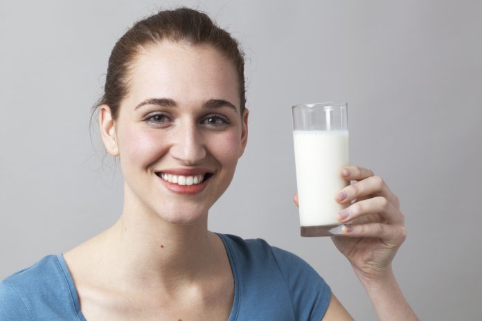 jeg-drikker-4-dl-maelk-om-dagen-er-det-nok-naar-man-er-gravid_71800935 Jeg er nu 13+5 og drikker 4 dl mælk om dagen, men er i tvivl om om det er nok?