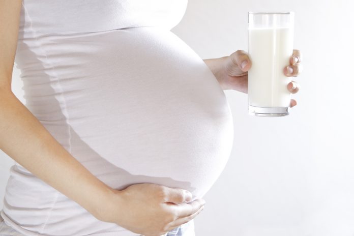jeg-drikker-ikke-ret-meget-maelk-hver-dag-faar-jeg-kalk-nok-i-graviditeten_48061218 Jeg er lidt i tvivl om, hvorvidt jeg får calcium nok, da jeg ikke drikker 3/4 L mælk hver dag?