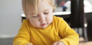 Kan det betale sig at bruge babytegn til babyer?
