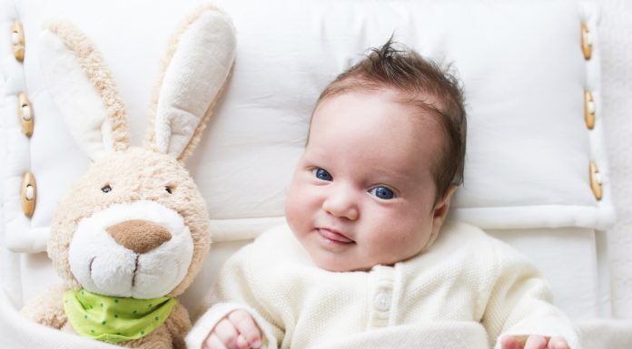 Kan jeg tage Aurum med D12 i stedet for at give mit barn D-vitamin?