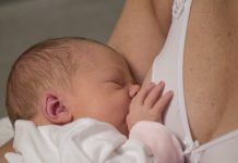 Kan kvinder der aldrig har født amme et barn? Kan kvinder der aldrig har født amme et barn?