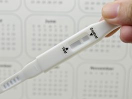 Kan man få menstruationslignende blødninger under graviditeten?
