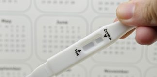 Kan man få menstruationslignende blødninger under graviditeten?