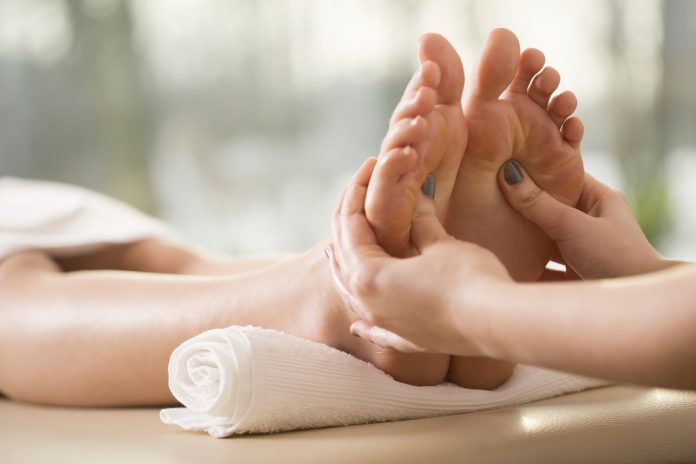 Kan zoneterapi hjælpe på vand i kroppen når man er gravid? Kan zoneterapi hjælpe på vand i kroppen når man er gravid?