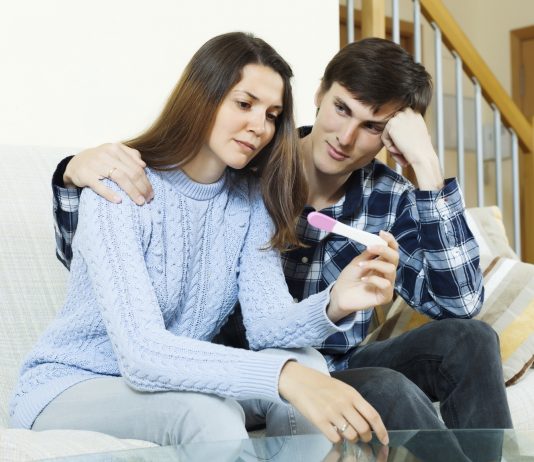 Min kæreste har symptomer som træthed og kvalme. Er hun gravid? Min kæreste har symptomer som træthed og kvalme. Er hun gravid?