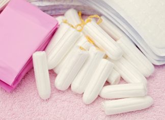 Jeg har menstruation, men blodet er næsten helt sort. Hvorfor ser det sådan ud?