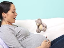 Når jeg mærker liv i maven er det kun bump. Er det normalt? Gravid i uge 29 og mærker kun bump, eller "krible-krable" fornemmelser